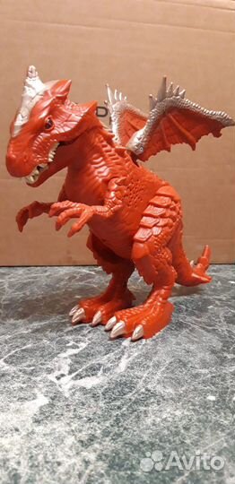 Дракон Mighty Megasaur