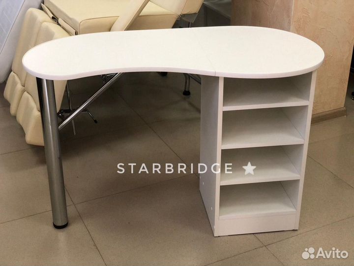 Стол маникюрный складной