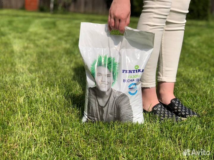 Удобрение fertika газонное комплексное весна-лето