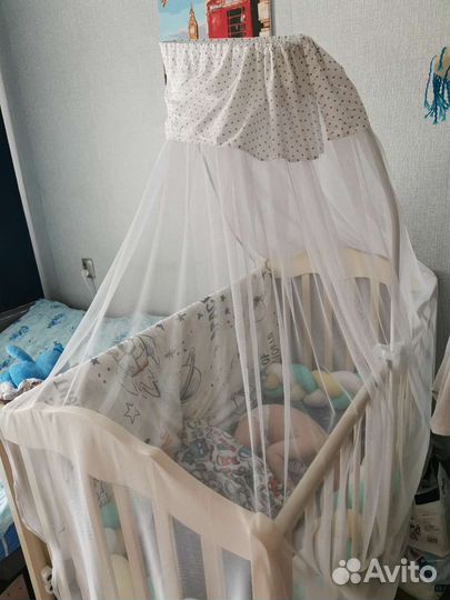Балдахин и держатель в детскую кроватку