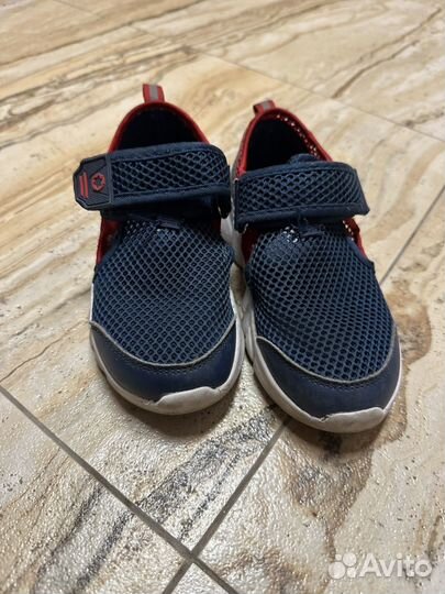 Детская обувь