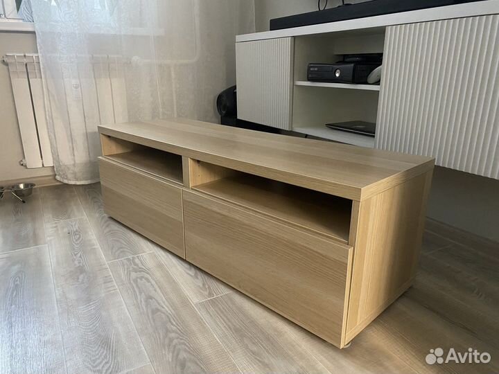Тумба под телевизор