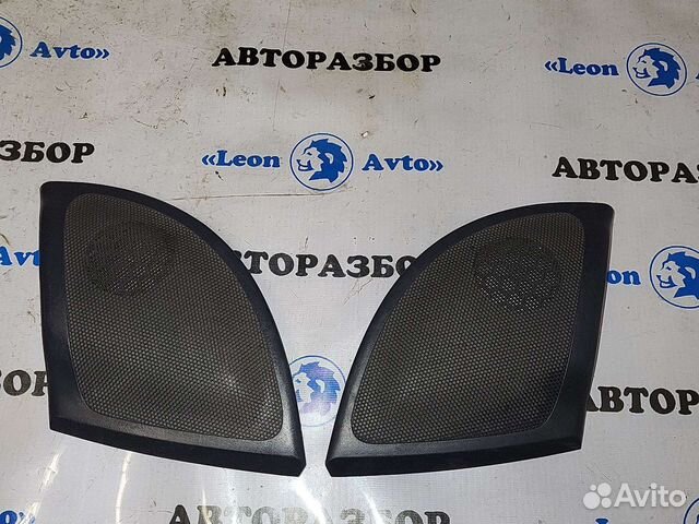 Решётка сетка аудиоколонки Renault megane 1