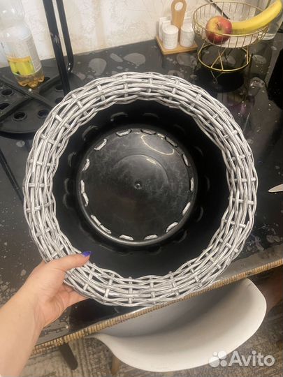 Кашпо из полиротанга