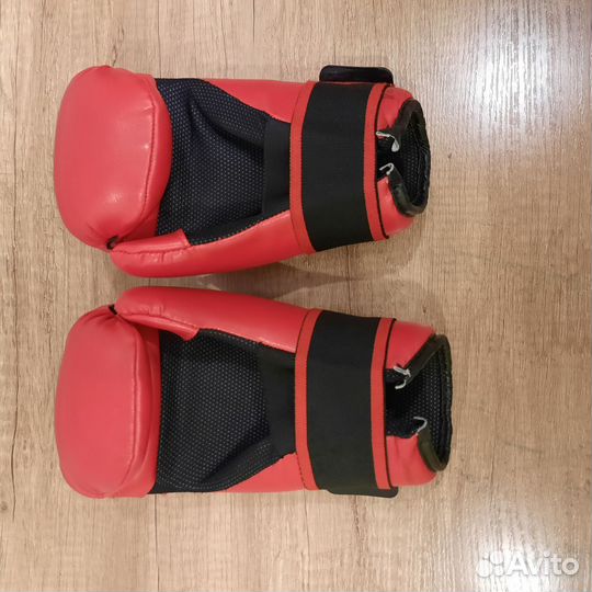 Перчатки для тхэквондо