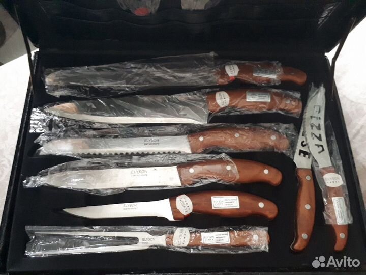 Набор кухонных ножей (25 предметов) в кейсе