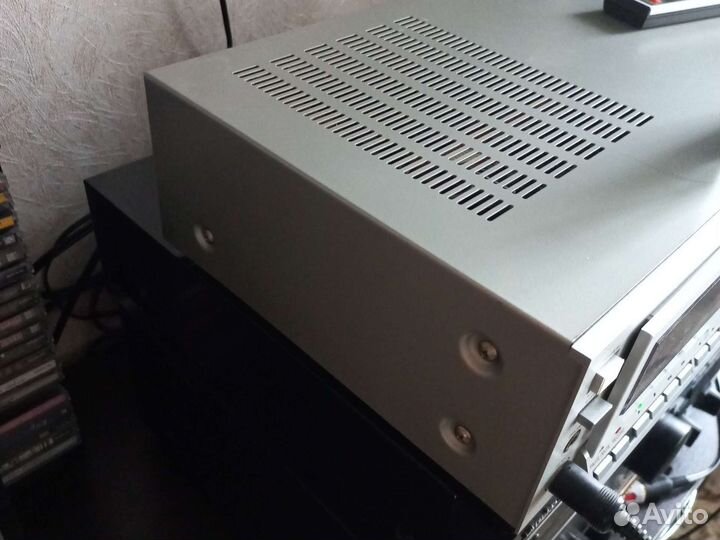 Кассетная дека Denon DR-F1,с пультом