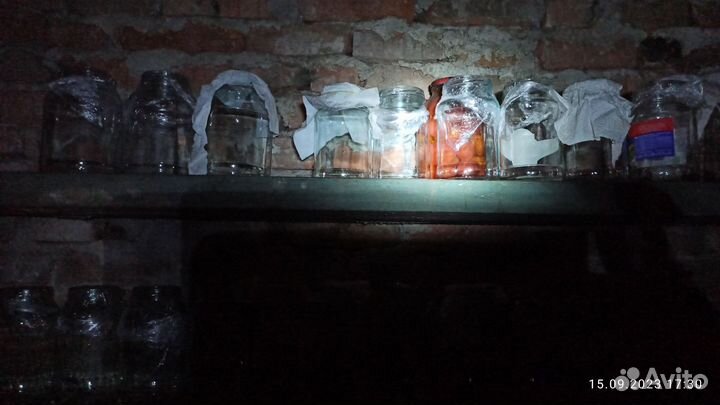 Банка стекло. с резьбой и без резьбы