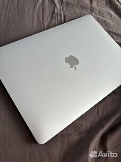 Apple MacBook Air 13 Mid 2019