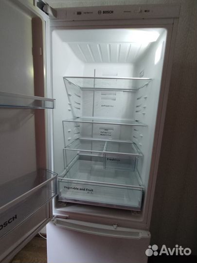 Холодильник Boсsh Full NoFrost