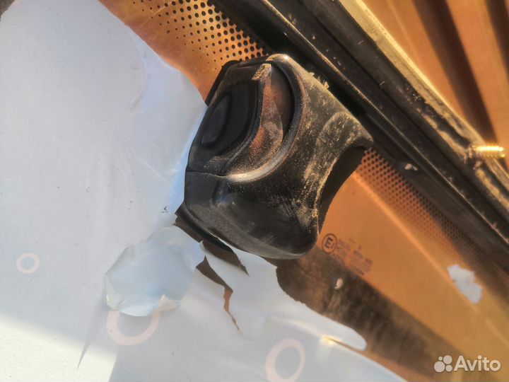 Стекло сдвижное левое volkswagen t4