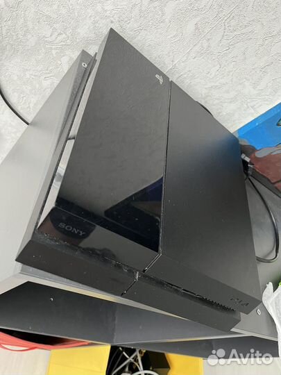 Игровая приставка ps4