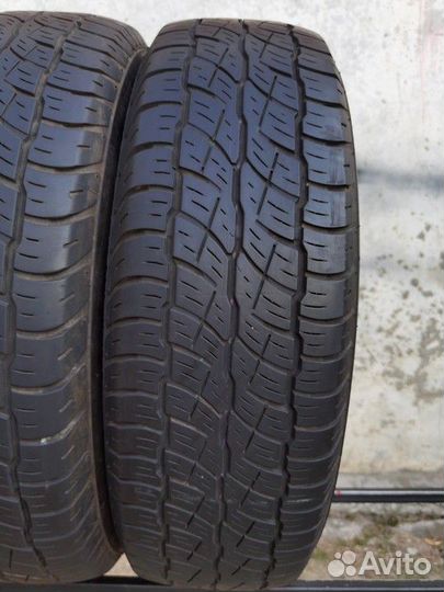 Bridgestone Dueler H/T 687 215/70 R16 99H