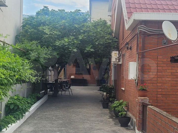 Комната 25 м², 1/3 эт.