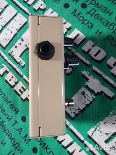 Гитарная педаль AMT HR 1