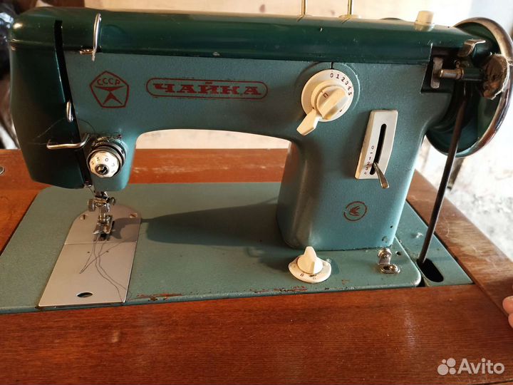 Швейная машина Чайка 2