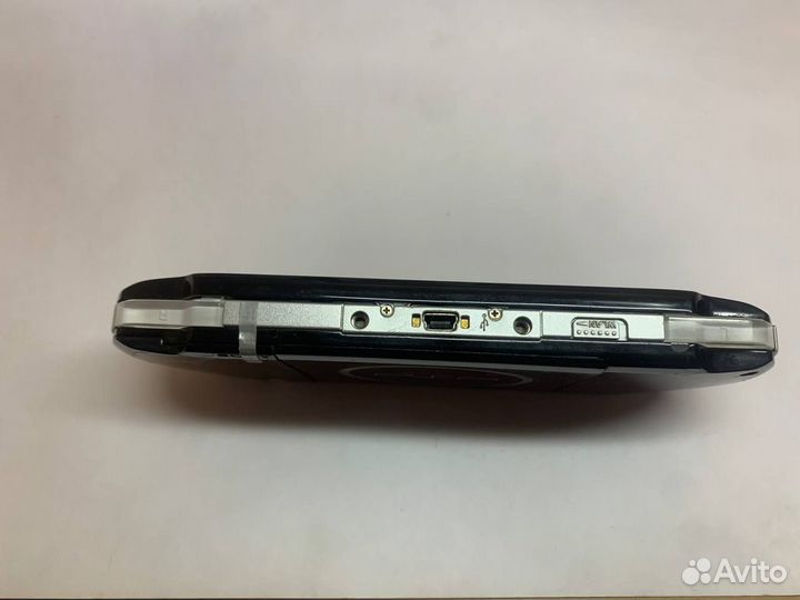 Sony PSP-3008 Цвет: piano black