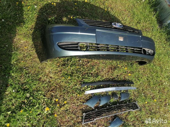 Бампер передний