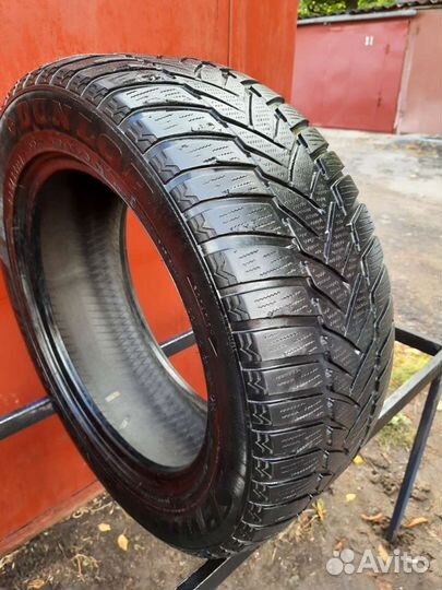 Dunlop SP Winter Sport M3 235/55 R17 99H