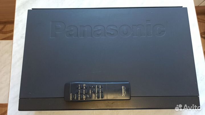 Видеомагнитофон panasonic