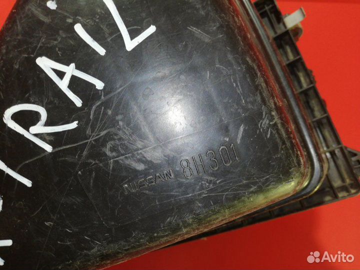 Корпус воздушного фильтра Nissan X-Trail NT30