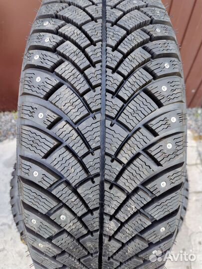 Bfgoodrich G-Force Stud 215/55 R17 98Q