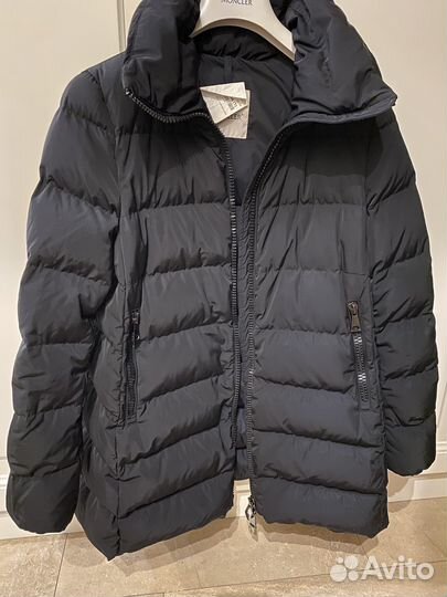 Пуховик Moncler женский, M