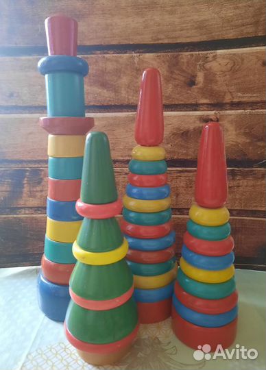 Пирамидка советская деревянная