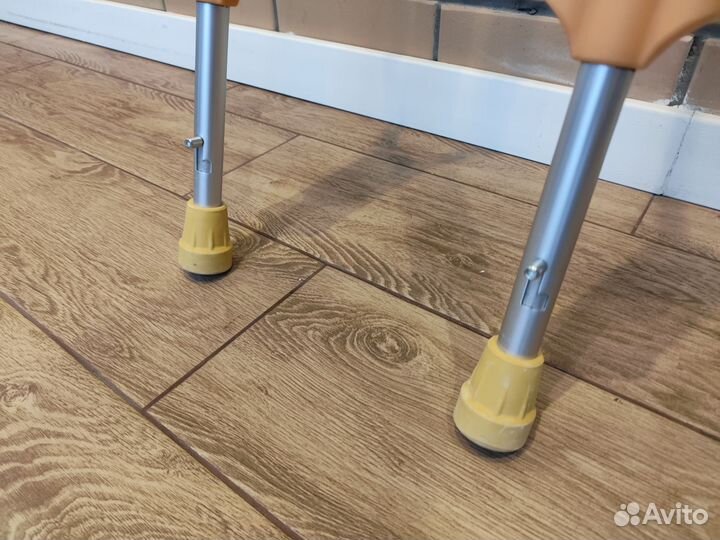 Костыли подмышечные