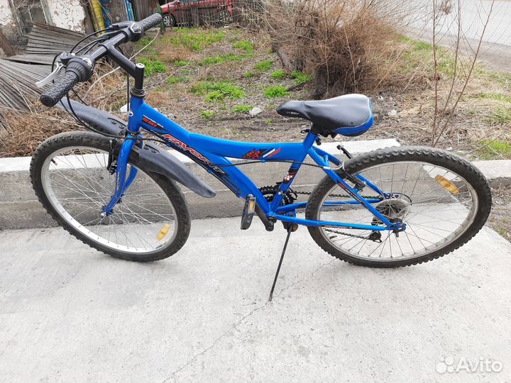 Велосипед синий колеса 24