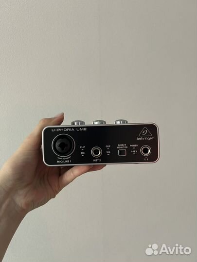 Behringer u phoria um2