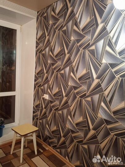 Поклейка обоев, малярные работы