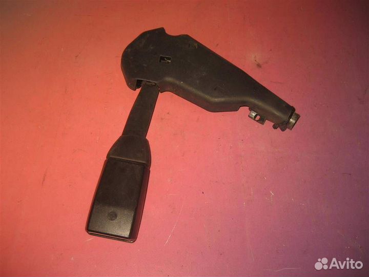 Ответная часть ремня безопасности бмв Е60 Е39 Е38