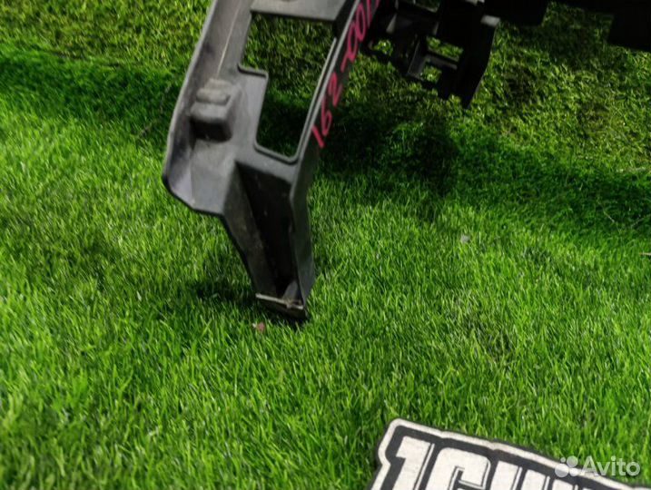 Крепление бампера заднее левое Volkswagen Jetta