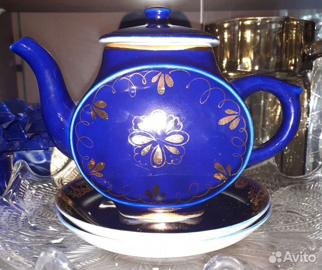 Чайник Гжель,блюдца от сервиза лфз кобальт СССР