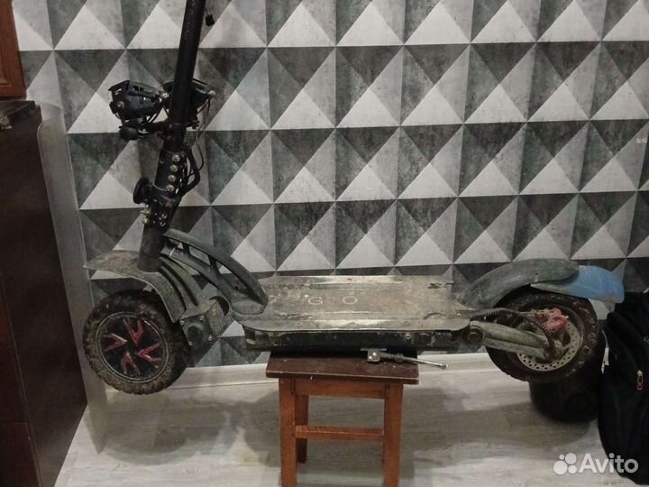 Самокат взрослый электрический бу