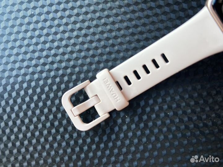 Фитнес браслет huawei band 8