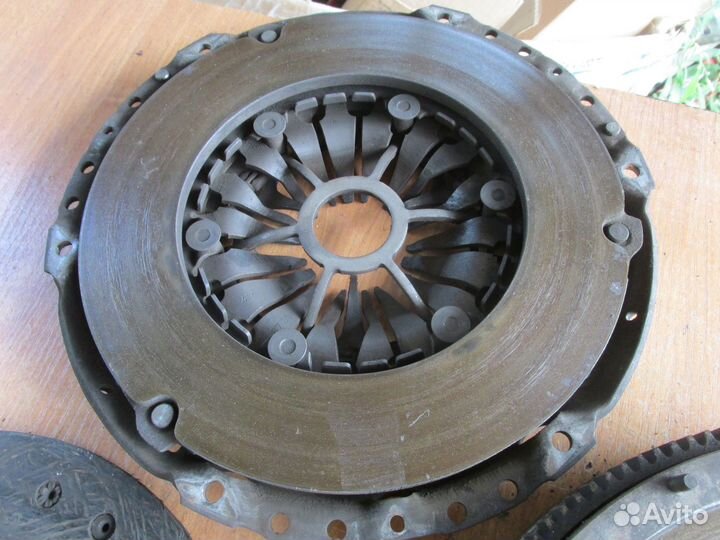 Двухмассовый маховик VAG 2.0 diesel