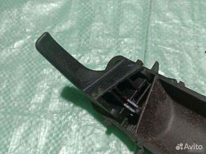 Ручка двери левая Volkswagen Passat B3 седан 2.0