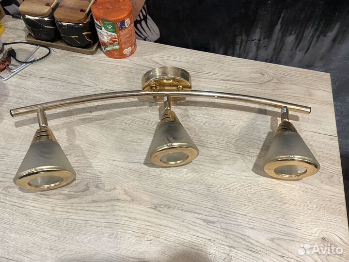 Светильник потолочный, спот