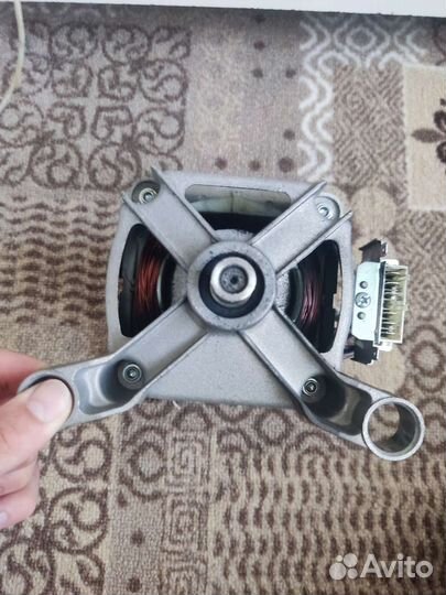 Двигатель от стиральной машины indesit