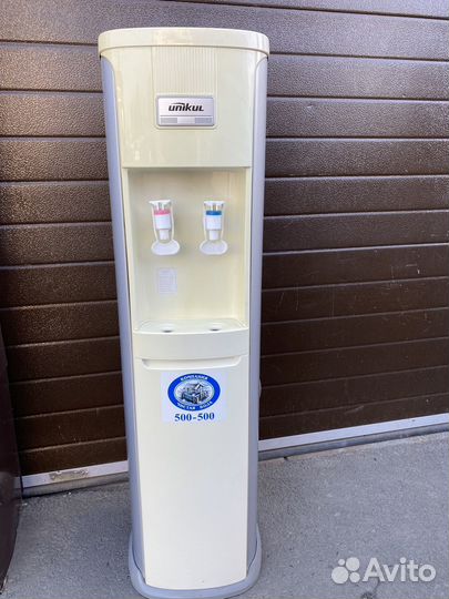 Кулер для воды