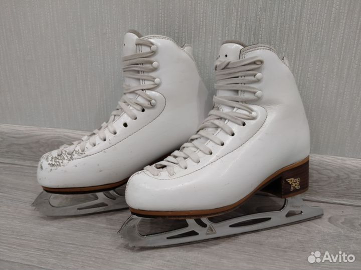 Фигурные коньки risport excellence