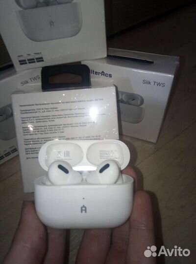 Беспроводные bluetooth наушники новые