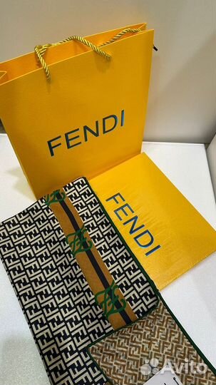 Шелковый платок Fendi