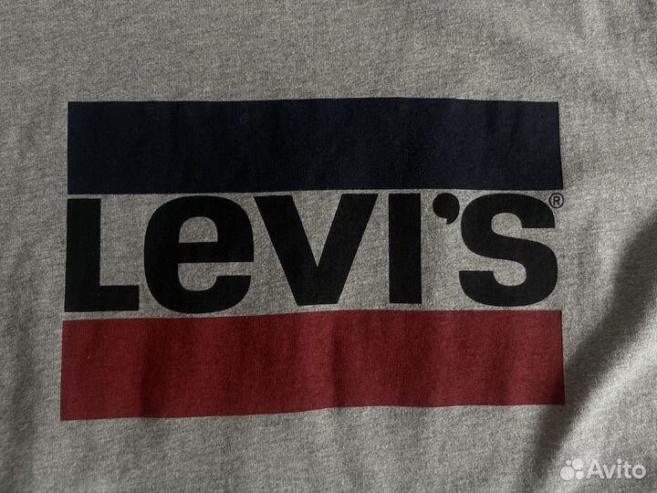 Мужская футболка levis L оригинал