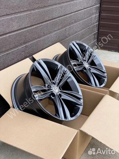 Новые диски R17 5/100 VW Polo Skoda Rapid Audi A1