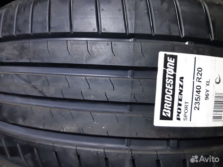 Bridgestone Potenza Sport 235/40 R20