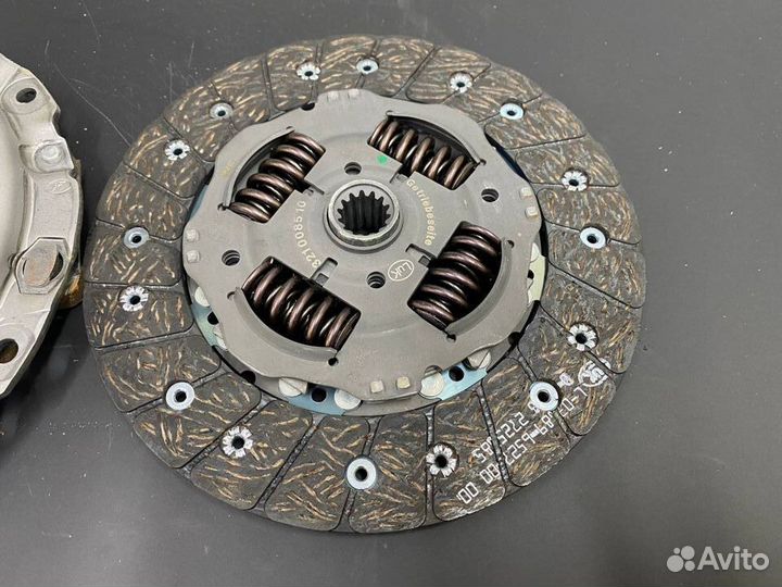 Комплект сцепления Opel Zafira B Новый Ориг LUK