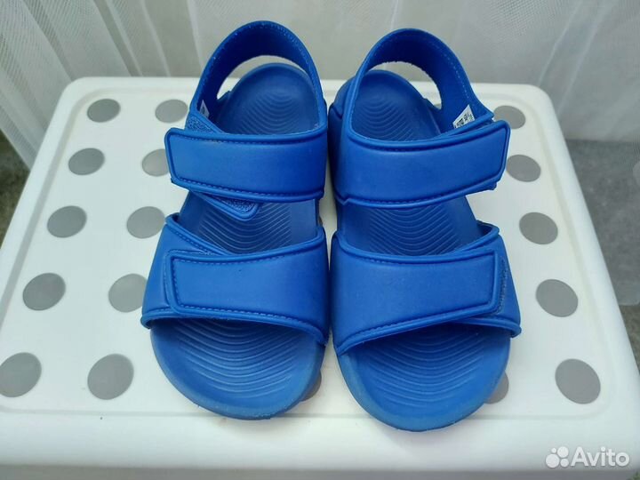 Adidas сланцы 31р